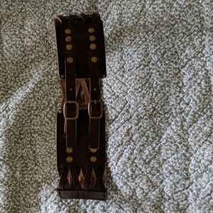 Waist cinch, Corset leather belt